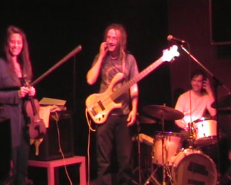 Sylvia Oelkrug-violin, Jaan Wessman-guitar, Schroeder-drums
