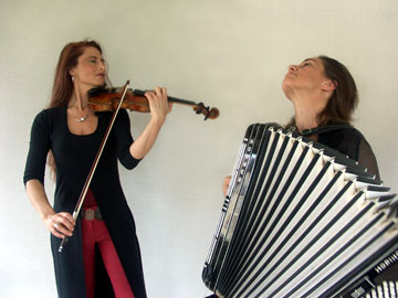 Duo Sylvia Oelkrug, Violine und Cordula Sauter, Akkordeon