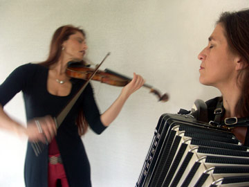 Duo Sylvia Oelkrug, Violine und Cordula Sauter, Akkordeon